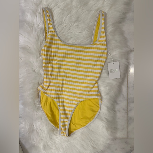 NWT Solid & Striped
Anne-Marie Ribbed One Piece Lemon stripe - Picture 7 of 11